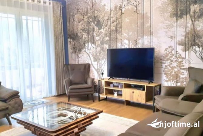 Shtepi ne shitje 2+1 ne Tirane - 210,000 Euro