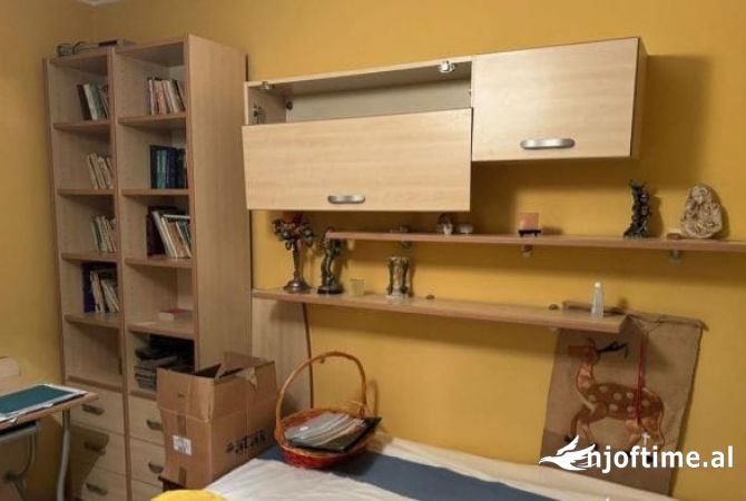 Shtepi me qera Apartament ne Tirane, 2+1, Mobilimi E mobiluar, Pagesa 600  Euro.