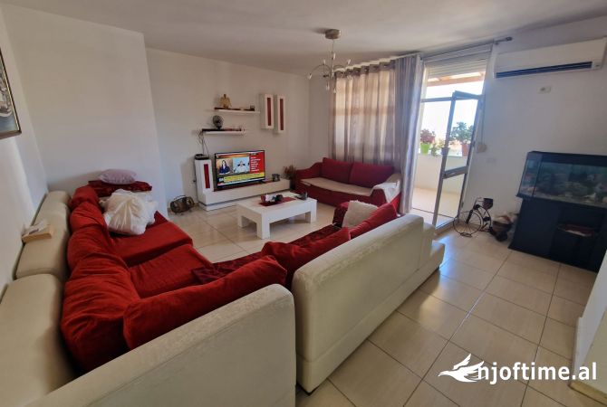 Shtepi ne shitje 1+1 ne Tirane - 165,000 Euro