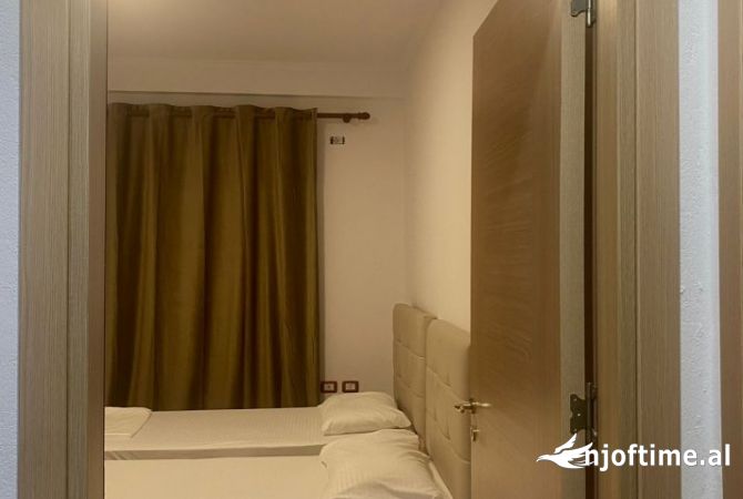 Shtepi me qera Apartament ne Tirane, 1+1, Mobilimi E mobiluar, Pagesa 450  Euro.