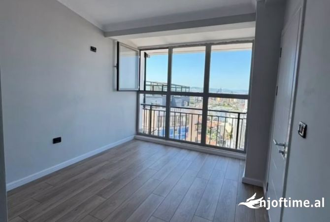 Shtepi ne shitje Apartament ne Tirane, 2+1, Mobilimi Bosh, pa mobiluar, Pagesa 125,000  Euro.