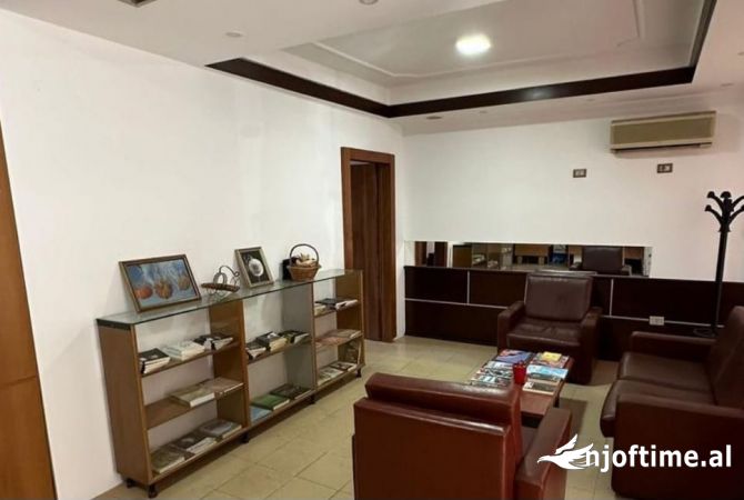 Ambient biznesi ne shitje 3+1 ne Tirane - 290,000 Euro