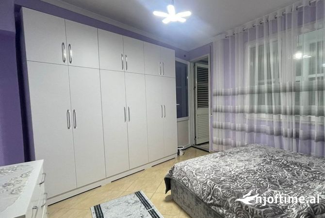 Shtepi me qera Apartament ne Tirane, 2+1, Mobilimi E mobiluar, Pagesa 700  Euro.