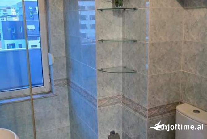 Shtepi me qera Apartament ne Tirane, 2+1, Mobilimi E mobiluar, Pagesa 750  Euro.