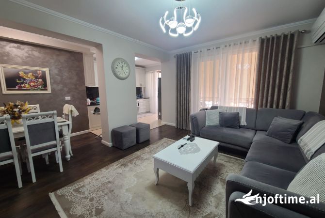 Shtepi ne shitje 2+1 ne Tirane - 310,000 Euro