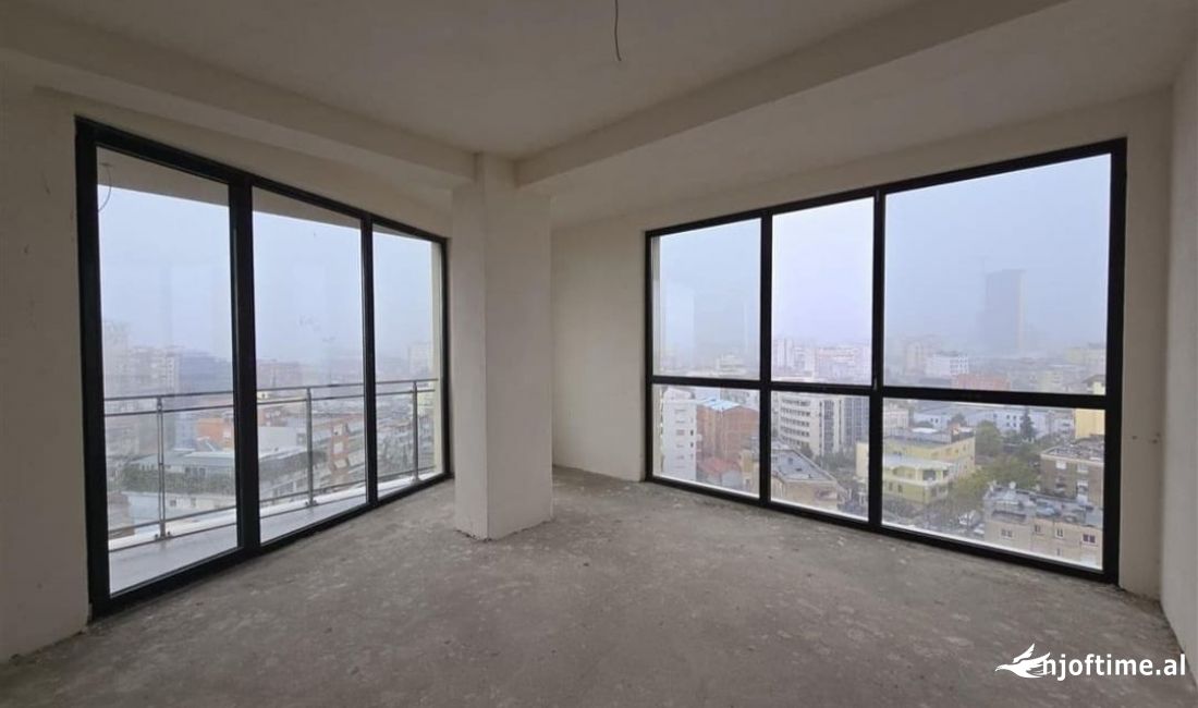 Shtepi ne shitje Apartament ne Tirane, 2+1, Mobilimi Bosh, pa mobiluar, Pagesa 210,000  Euro.