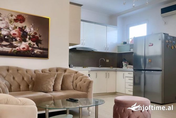 Shtepi ne shitje 2+1 ne Tirane - 115,000 Euro