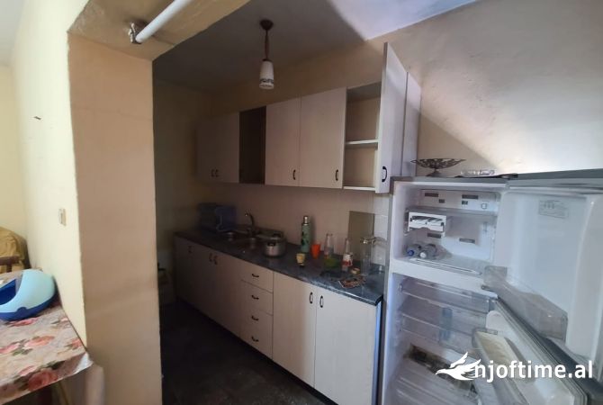 Shtepi ne shitje 2+1 ne Tirane - 115,000 Euro