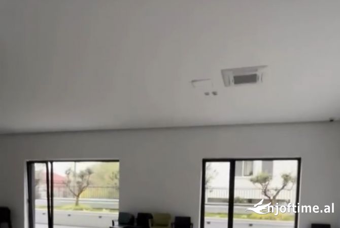 Ambient biznesi me qera 1+1 ne Tirane - 3,600 Euro