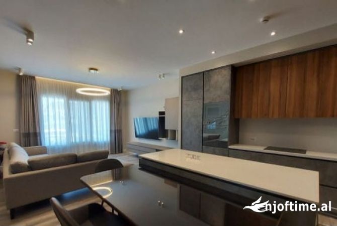 Shtepi me qera 3+1 ne Tirane - 3,000 Euro