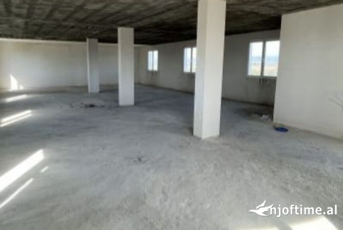 Shtepi ne shitje 6+1 ne Durres - 390,000 Euro