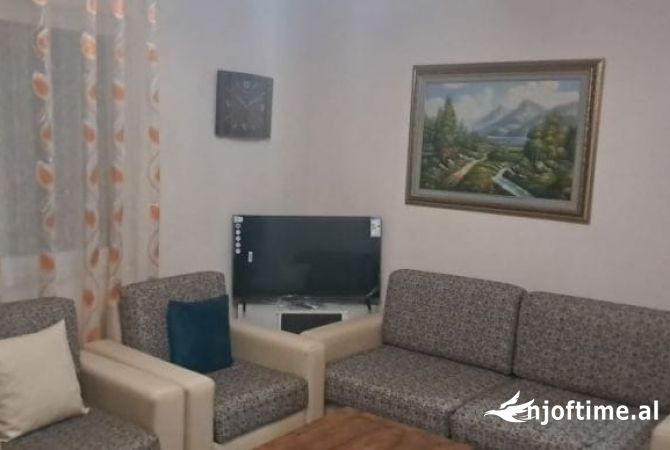 Shtepi me qera 2+1 ne Tirane - 500 Euro