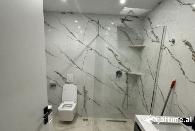 Shtepi me qera Apartament ne Tirane, 1+1, Mobilimi E mobiluar, Pagesa 70,000  Leke.