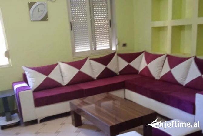 Shtepi me qera 1+1 ne Tirane - 65,000 Leke