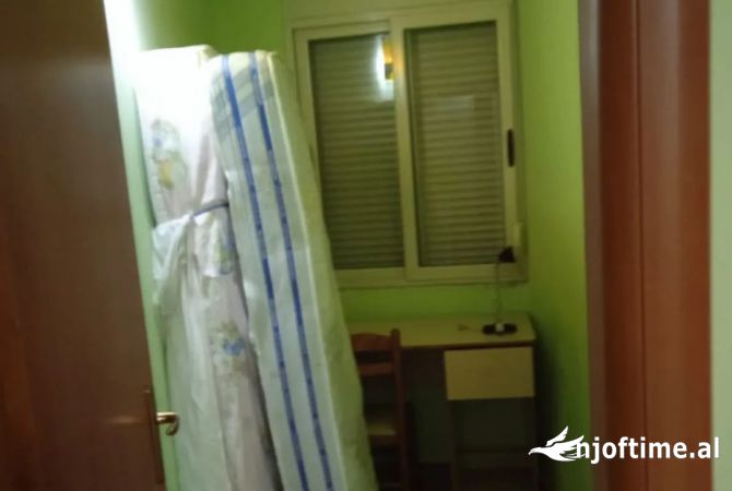 Shtepi me qera 1+1 ne Tirane - 65,000 Leke