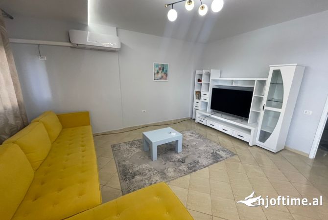 Casa in affitto 2+1 a Tirana - 65,000 Leke