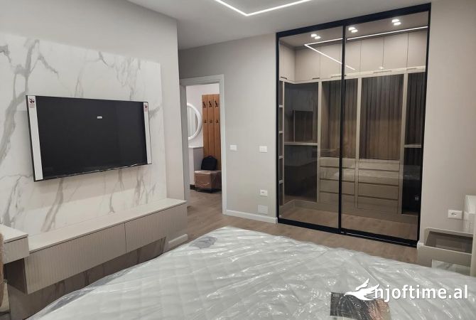 Shtepi me qera Apartament ne Tirane, 2+1, Mobilimi E mobiluar, Pagesa 900  Euro.