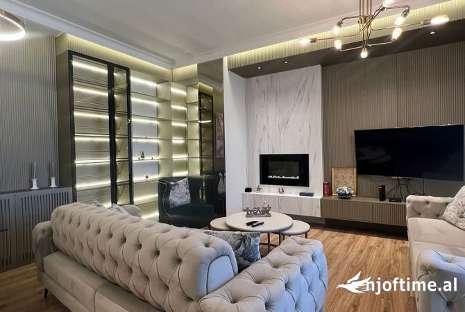 Shtepi me qera 2+1 ne Tirane - 1,500 Euro