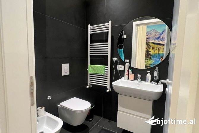 Shtepi me qera Apartament ne Tirane, 2+1, Mobilimi E mobiluar, Pagesa 1,500  Euro.