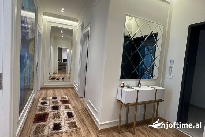 Shtepi me qera Apartament ne Tirane, 2+1, Mobilimi E mobiluar, Pagesa 1,500  Euro.