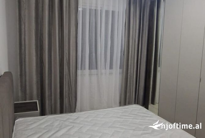 Shtepi me qera Apartament ne Tirane, 1+1, Mobilimi E mobiluar, Pagesa 68,000  Leke.