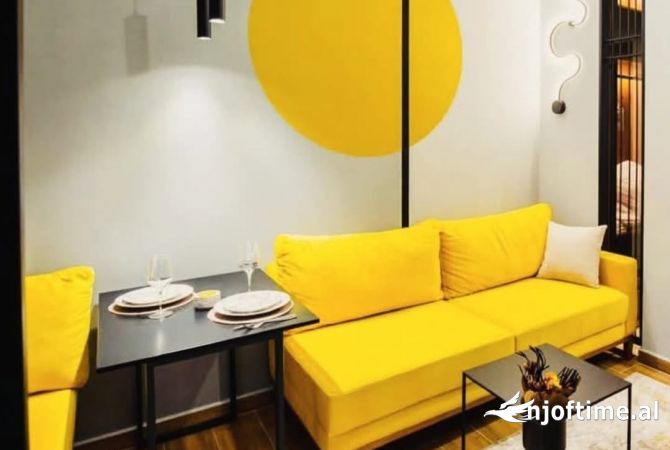 Shtepi ne shitje Apartament ne Tirane, 3+1, Mobilimi E mobiluar, Pagesa 383,000  Euro.