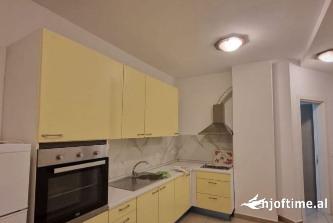 Shtepi me qera 1+1 ne Tirane - 550 Euro