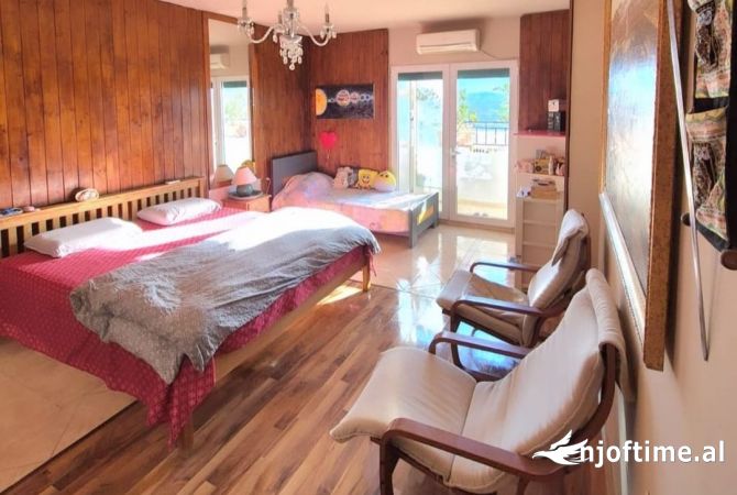 Shtepi ne shitje Apartament ne Tirane, 2+1, Mobilimi E mobiluar, Pagesa 193,000  Euro.