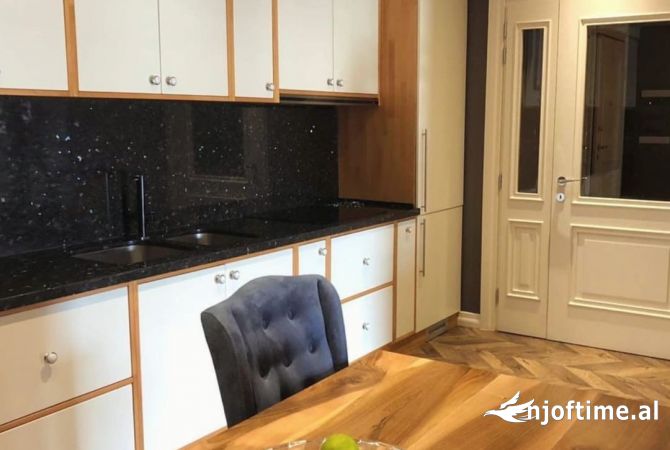 Shtepi ne shitje 2+1 ne Tirane - 259,000 Euro