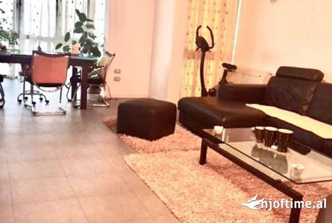 Shtepi me qera 3+1 ne Tirane - 800 Euro