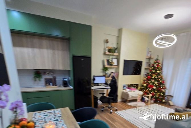 Shtepi me qera 2+1 ne Tirane - 1,500 Euro