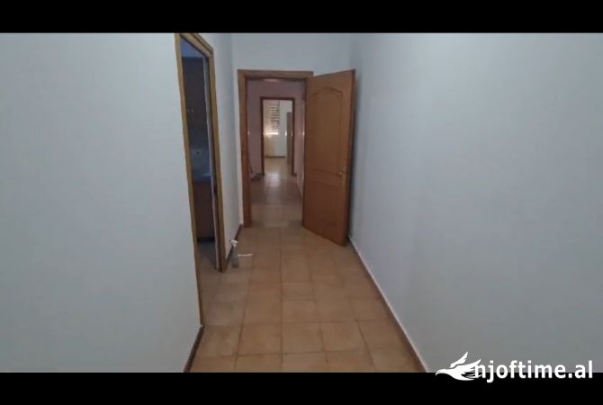 Shtepi me qera Apartament ne Tirane, 2+1, Mobilimi E mobiluar, Pagesa 45,000  Leke.
