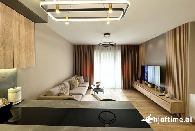 Shtepi ne shitje 2+1 ne Tirane - 220,000 Euro