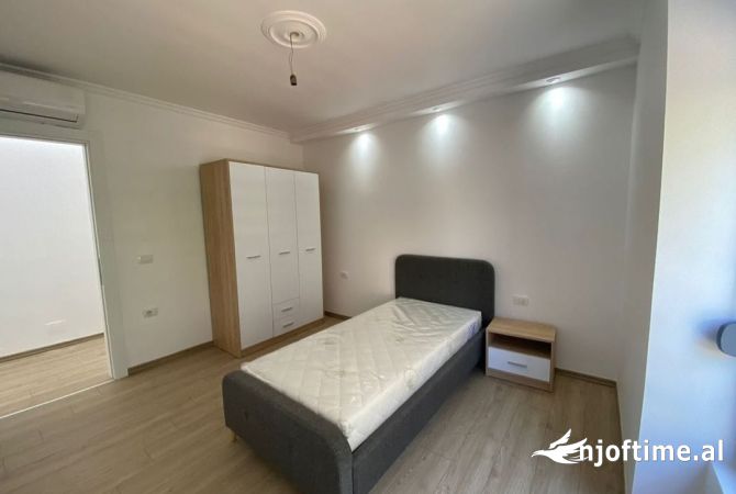 Shtepi me qera Apartament ne Tirane, 2+1, Mobilimi E mobiluar, Pagesa 850  Euro.