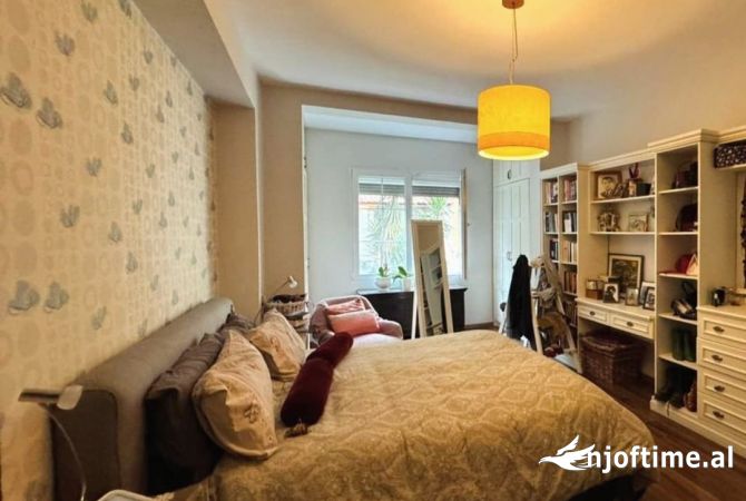 Shtepi me qera Apartament ne Tirane, 1+1, Mobilimi E mobiluar, Pagesa 500  Euro.