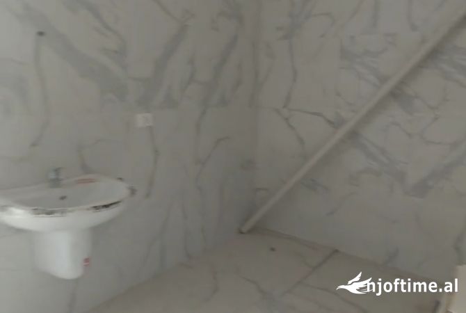 Shtepi ne shitje 2+1 ne Tirane - 154,500 Euro