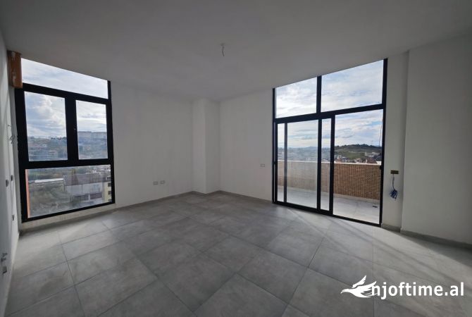 Shtepi ne shitje 2+1 ne Tirane - 150,000 Euro