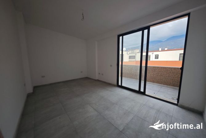 Shtepi ne shitje 2+1 ne Tirane - 135,000 Euro