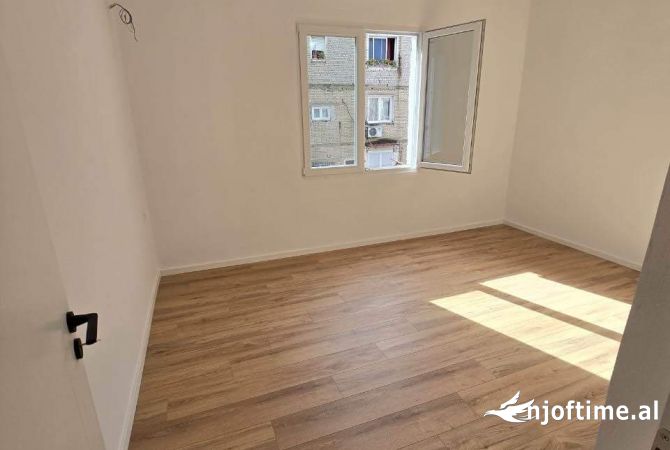 Shtepi ne shitje 2+1 ne Tirane - 129,000 Euro