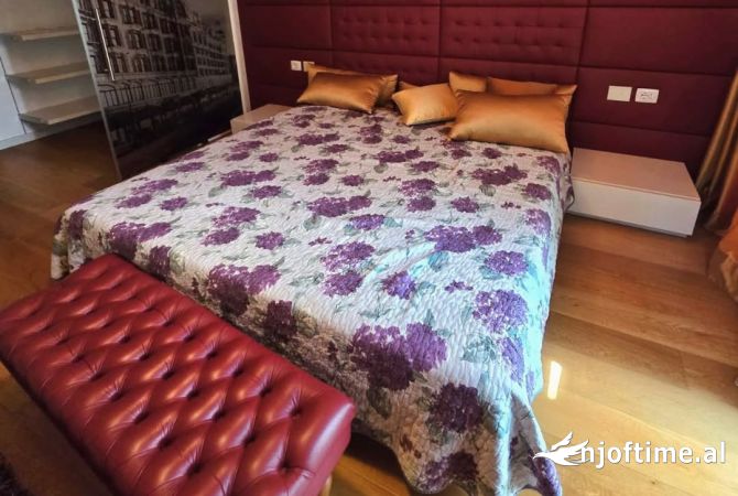 Shtepi ne shitje 3+1 ne Tirane - 295,000 Euro