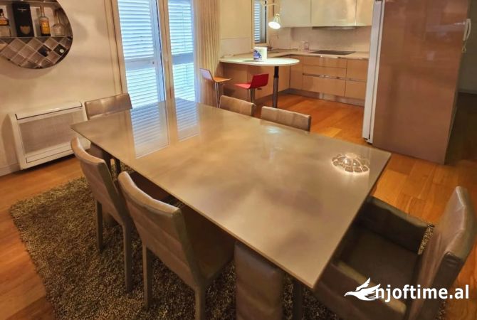 Shtepi ne shitje 3+1 ne Tirane - 295,000 Euro