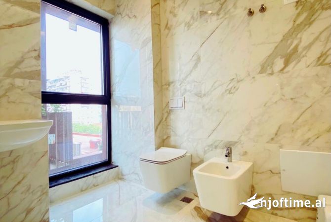 Apartment for rent in Tirana 2+1, Emty