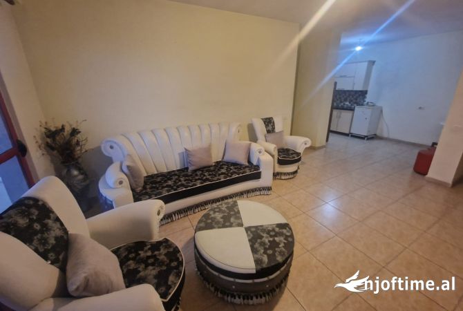 Shtepi ne shitje 2+1 ne Tirane - 104,000 Euro