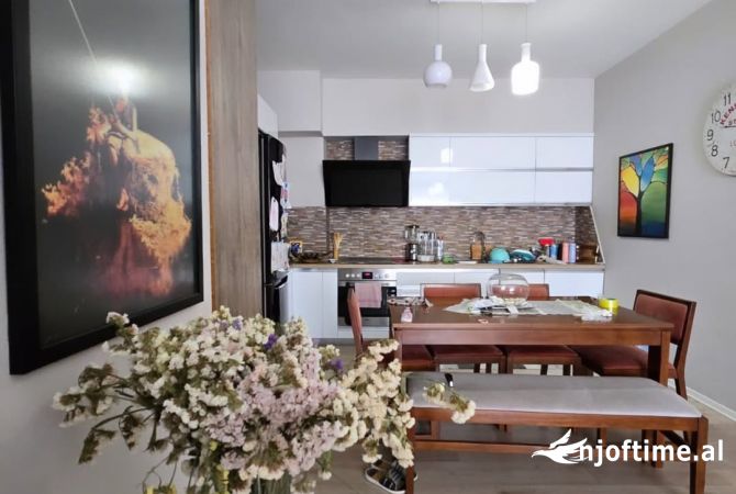 Shtepi ne shitje 2+1 ne Tirane - 205,000 Euro