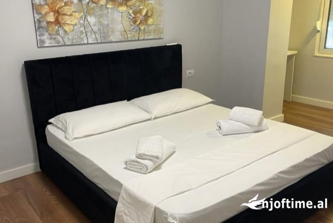 Shtepi me qera Apartament ne Tirane, 1+1, Mobilimi E mobiluar, Pagesa 650  Euro.