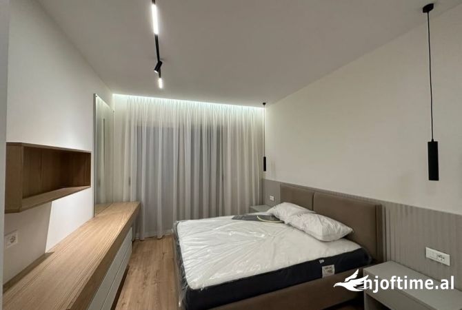 Shtepi me qera Apartament ne Tirane, 1+1, Mobilimi E mobiluar, Pagesa 700  Euro.