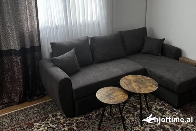 Shtepi me qera 2+1 ne Tirane - 40,000 Leke