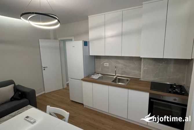 Shtepi me qera 1+1 ne Tirane - 550 Euro