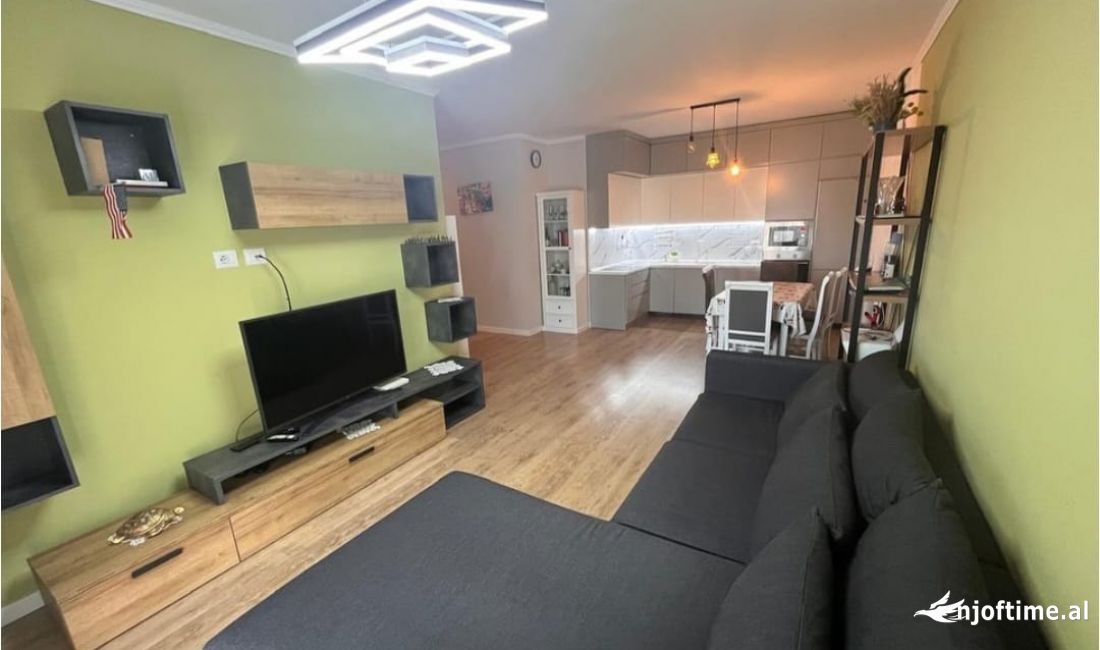 Shtepi me qera Apartament ne Tirane, 2+1, Mobilimi E mobiluar, Pagesa 650  Euro.