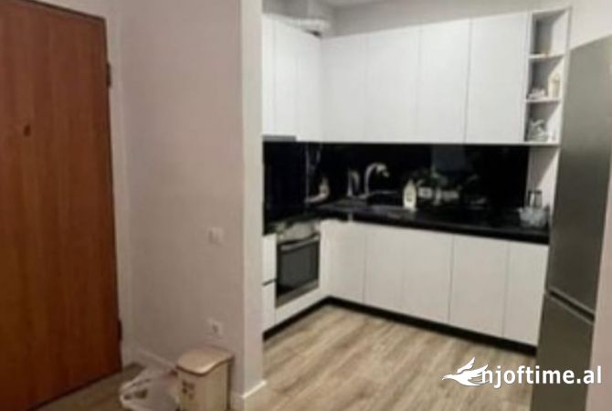 Shtepi me qera 2+1 ne Tirane - 50,000 Leke